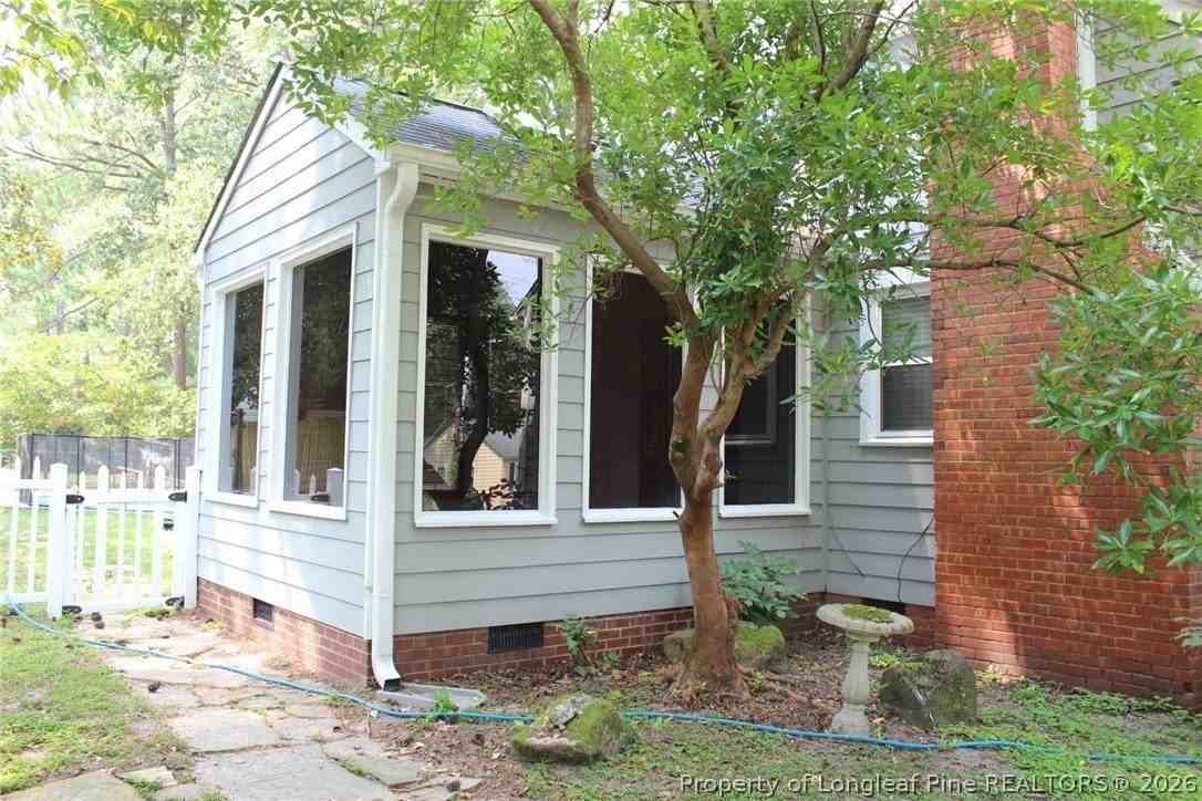236 Pinecrest Dr - Photo 3 of 41