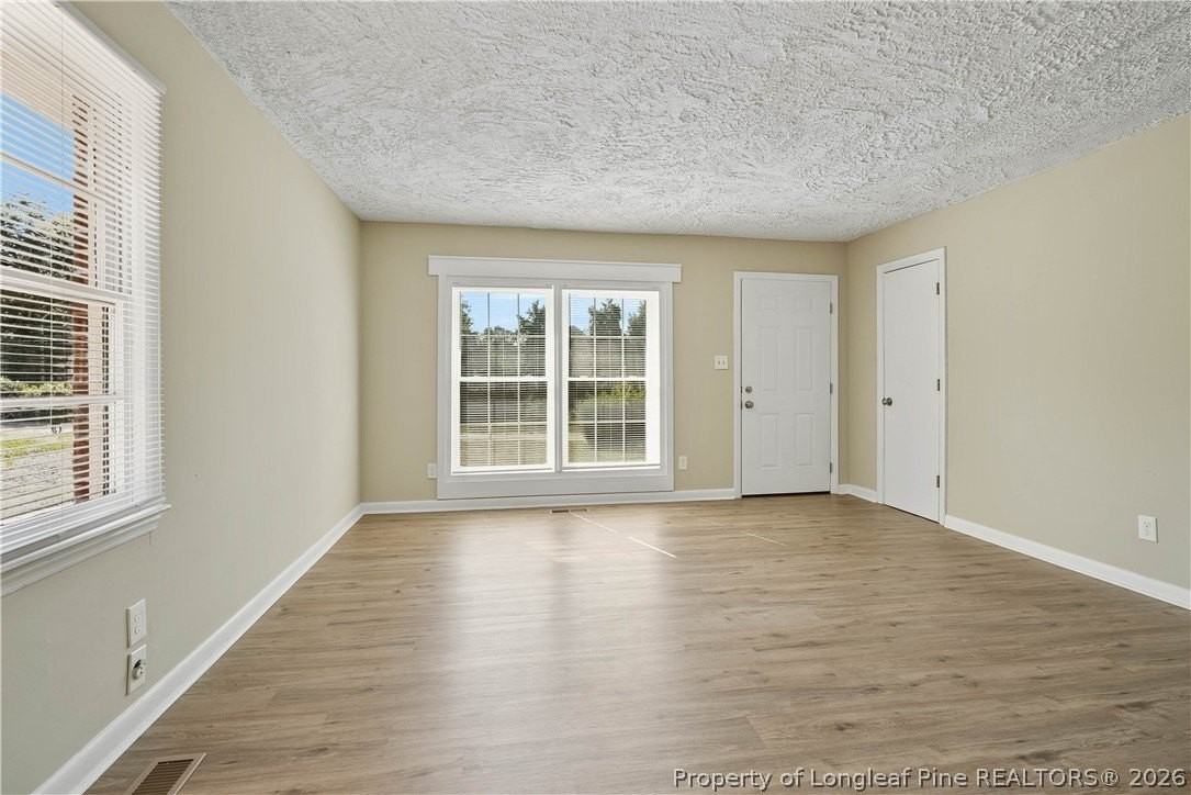 709 Shambrey St - Photo 7 of 23
