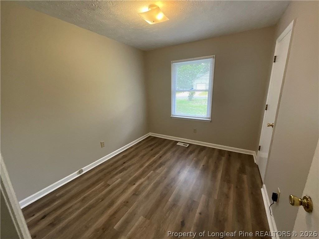 929 Kennesaw Dr - Photo 7 of 15