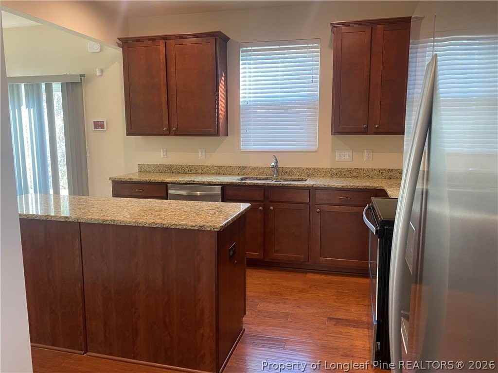 919 Merchants Ct - Photo 6 of 16
