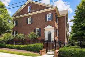 featured image of 3585 Roxboro Rd Ne #6