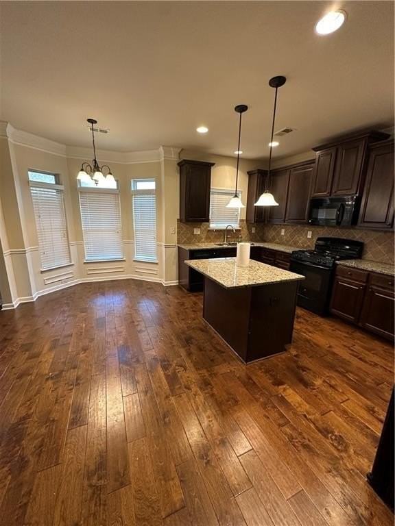 852 Nevis Way - Photo 7 of 22
