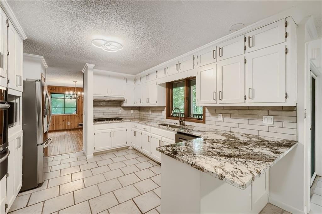 570 Idlewood Dr - Photo 6 of 31
