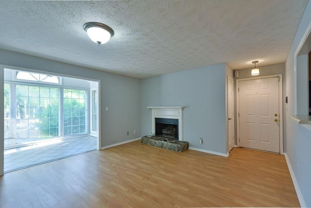 1904 Country Park Dr Se - Photo 5 of 23