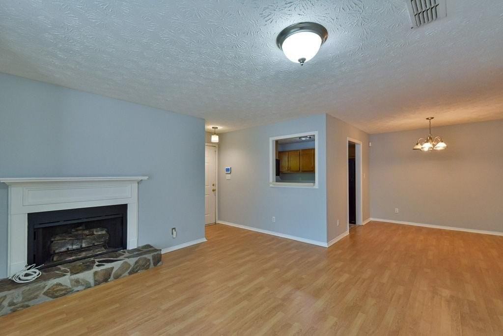 1904 Country Park Dr Se - Photo 6 of 23
