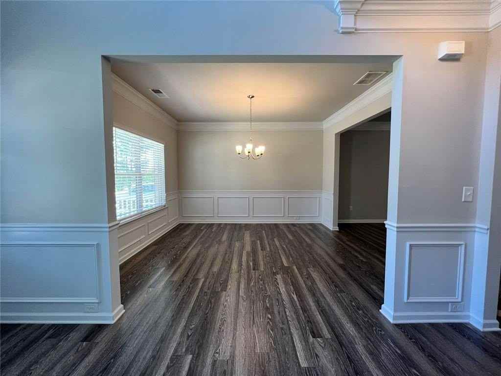185 Cherokee Reserve Cir - Photo 3 of 47