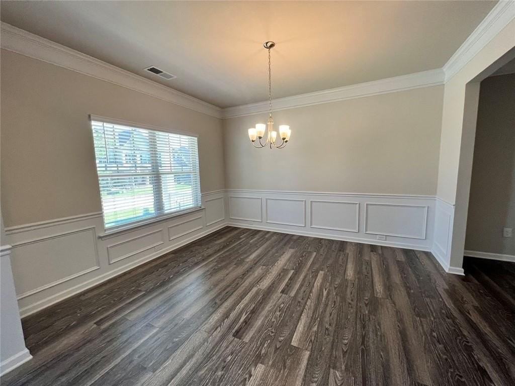 185 Cherokee Reserve Cir - Photo 4 of 47
