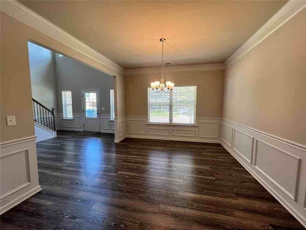 185 Cherokee Reserve Cir - Photo 5 of 47