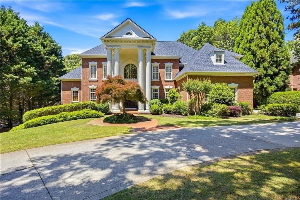 1845 Sugarloaf Club Dr - Photo 2 of 50
