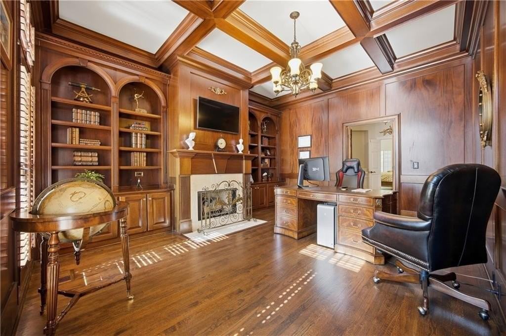 1845 Sugarloaf Club Dr - Photo 6 of 50