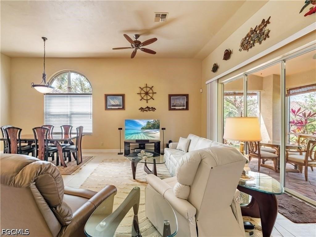 15220 Cape Sable Ln - Photo 7 of 36