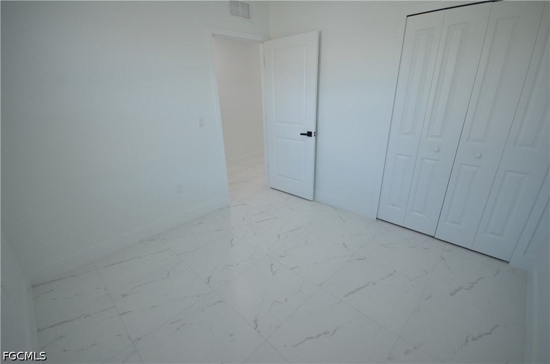 2132 Barker Blvd - Photo 6 of 21