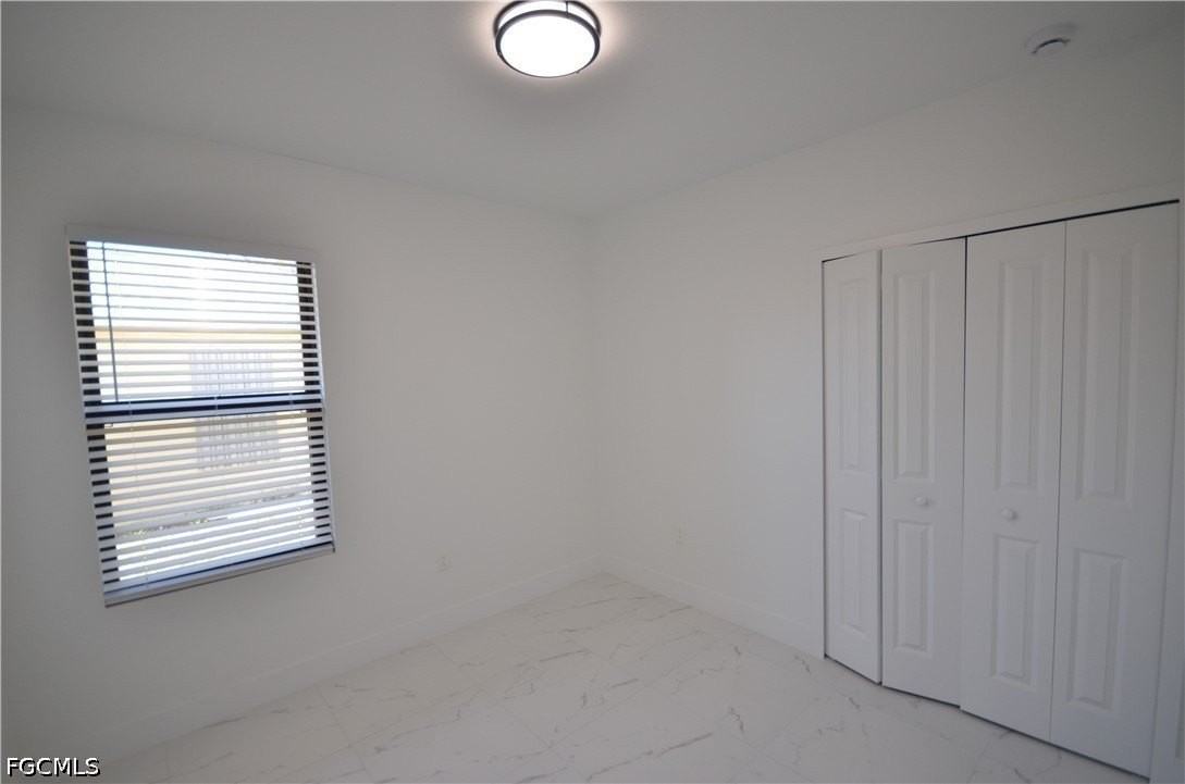 2132 Barker Blvd - Photo 7 of 21