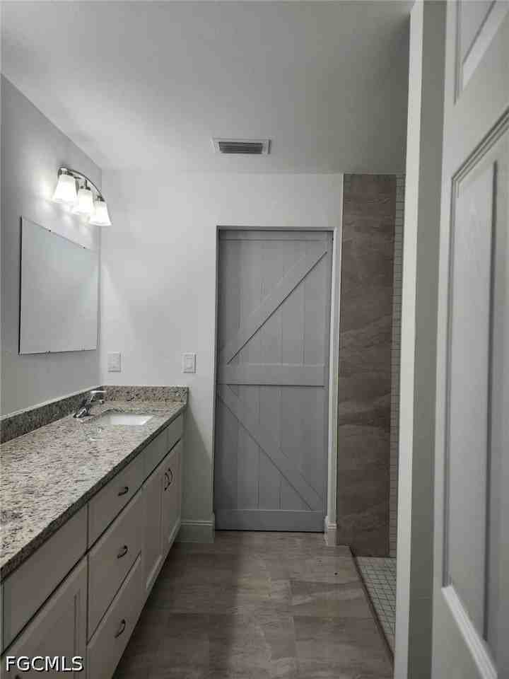 3437 Katherine St - Photo 7 of 13