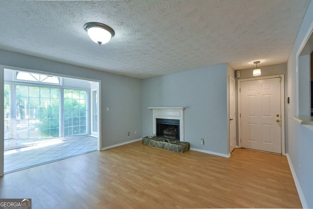 1904 Country Park Dr - Photo 5 of 23