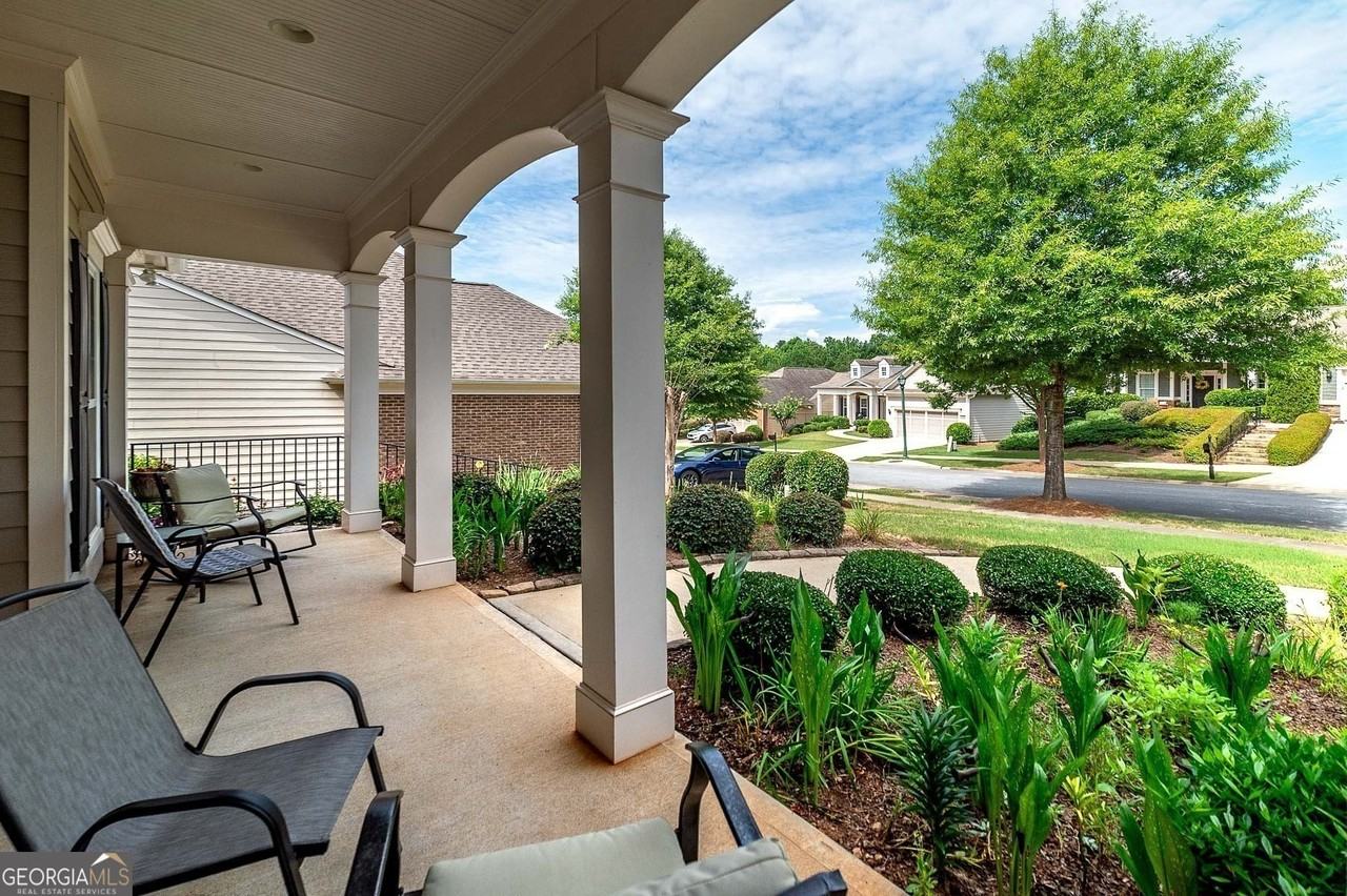 230 Begonia Ct - Photo 4 of 20