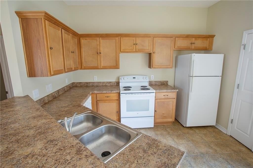 2159 Seasons Ct - Photo 4 of 16