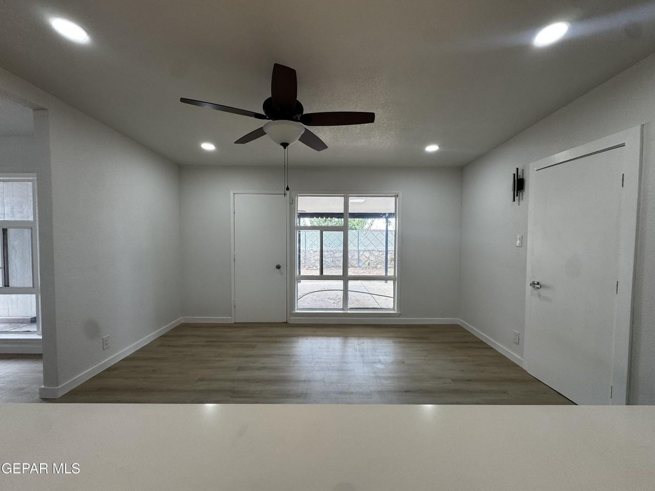5102 Beals Dr - Photo 6 of 15