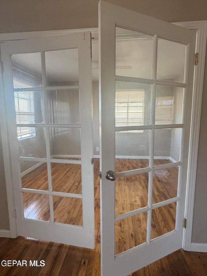 5112 Bragg Ave - Photo 3 of 11