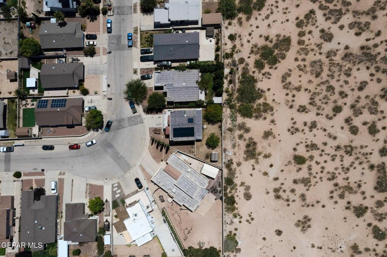 14224 Desert Ash Dr - Photo 7 of 50