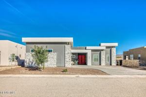 featured image of 6716 Rio Haciendas Cir