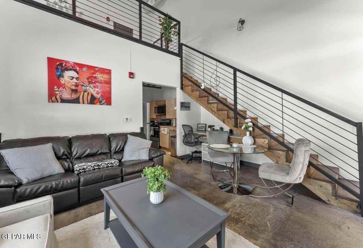 200 Anthony St #3 - Photo 3 of 10