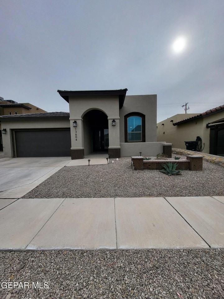 13604 Hazlewood St - Photo 3 of 28