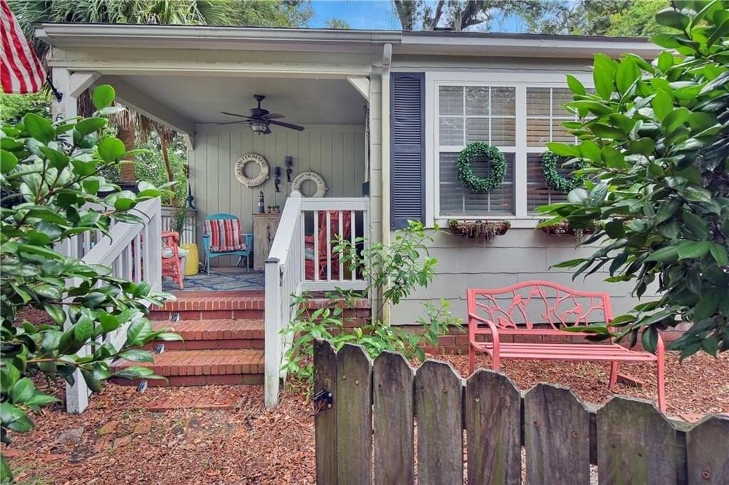 618 Union St - Photo 2 of 16