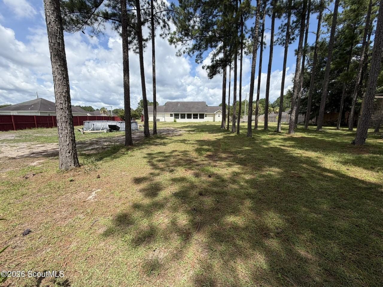 1221 Nautical Dr Se - Photo 2 of 14