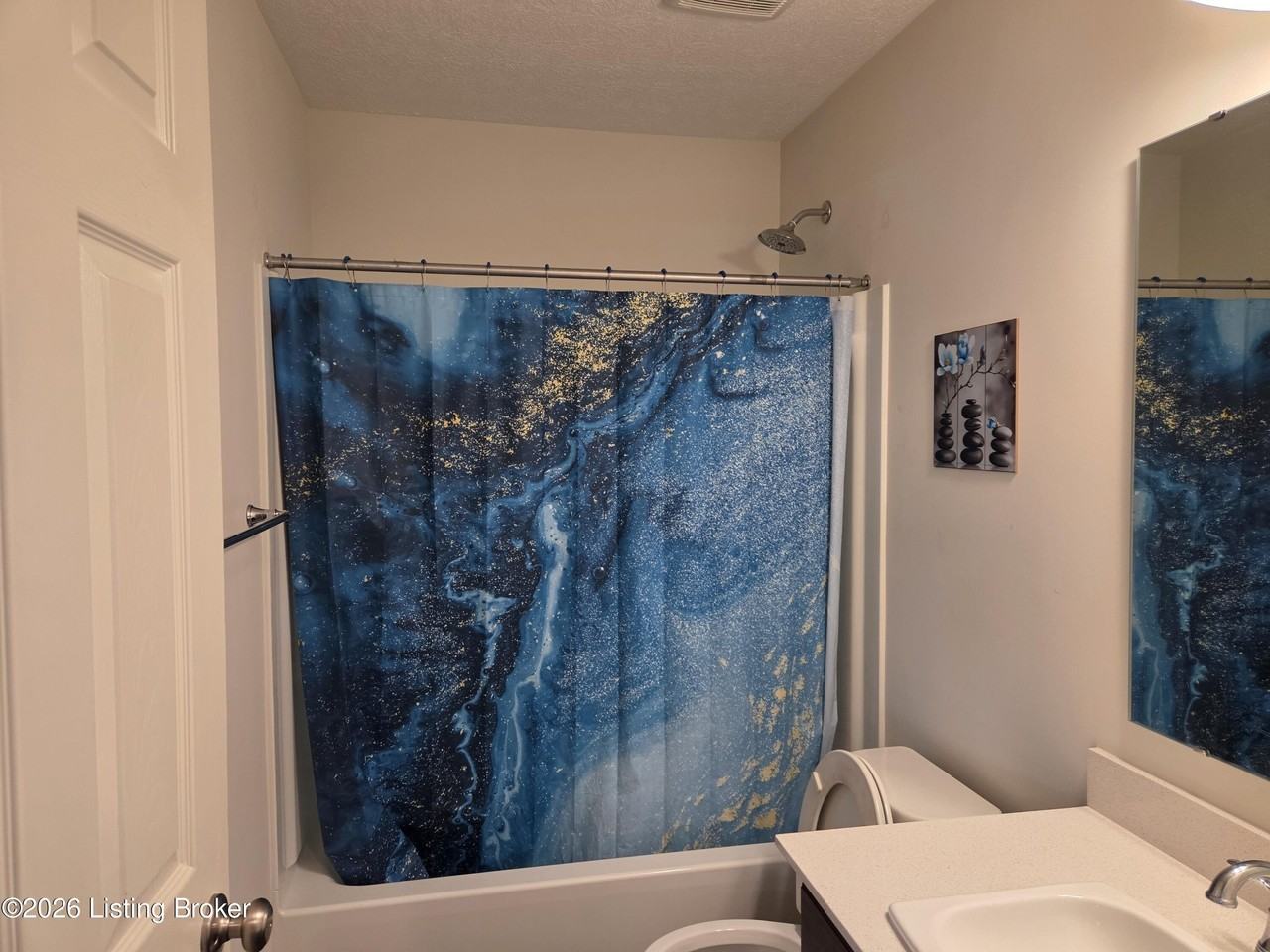 108 Strawberry Field Dr - Photo 5 of 39