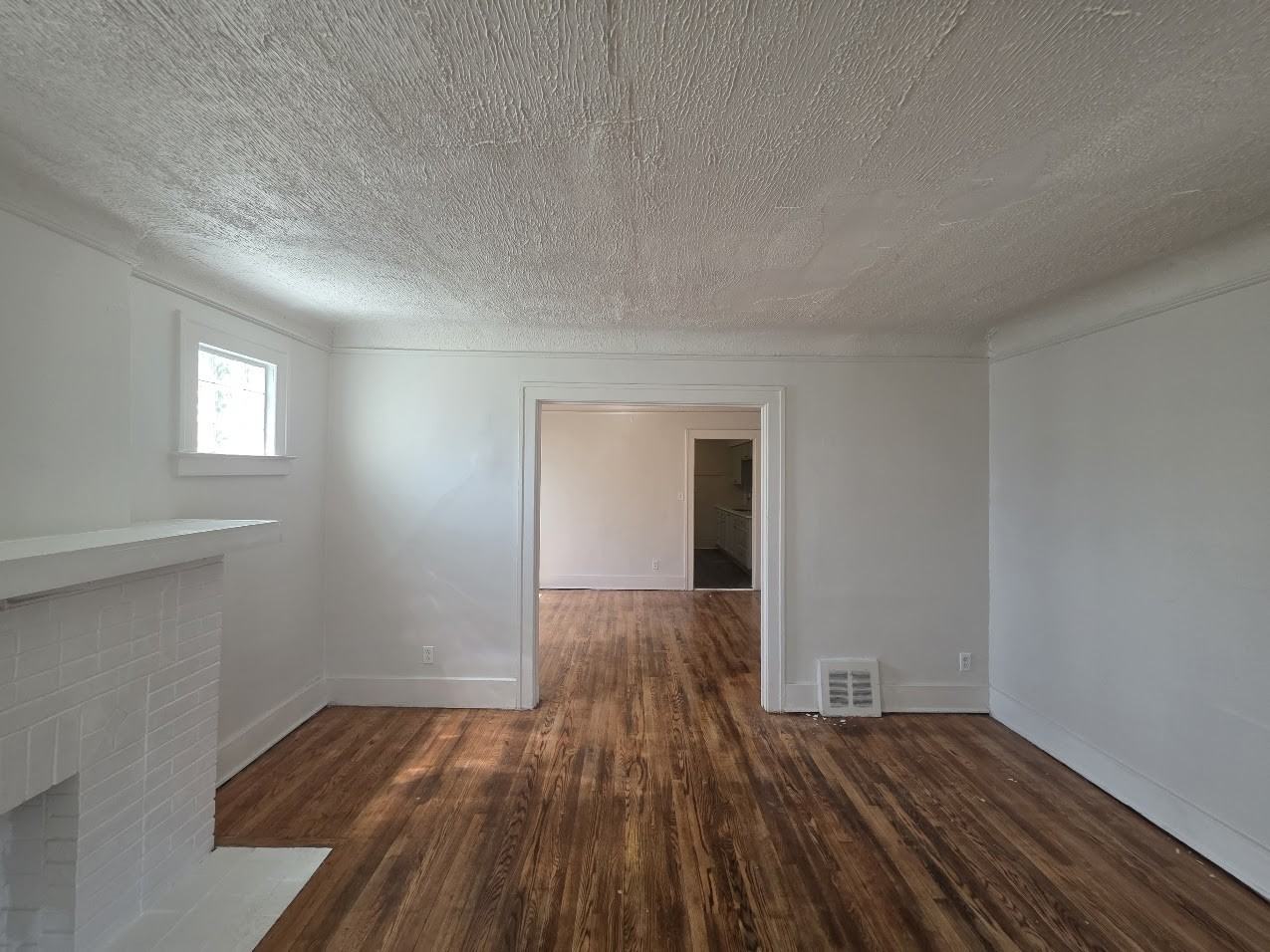 5276 Maryland Street5276 Maryland #1 - Photo 5 of 15