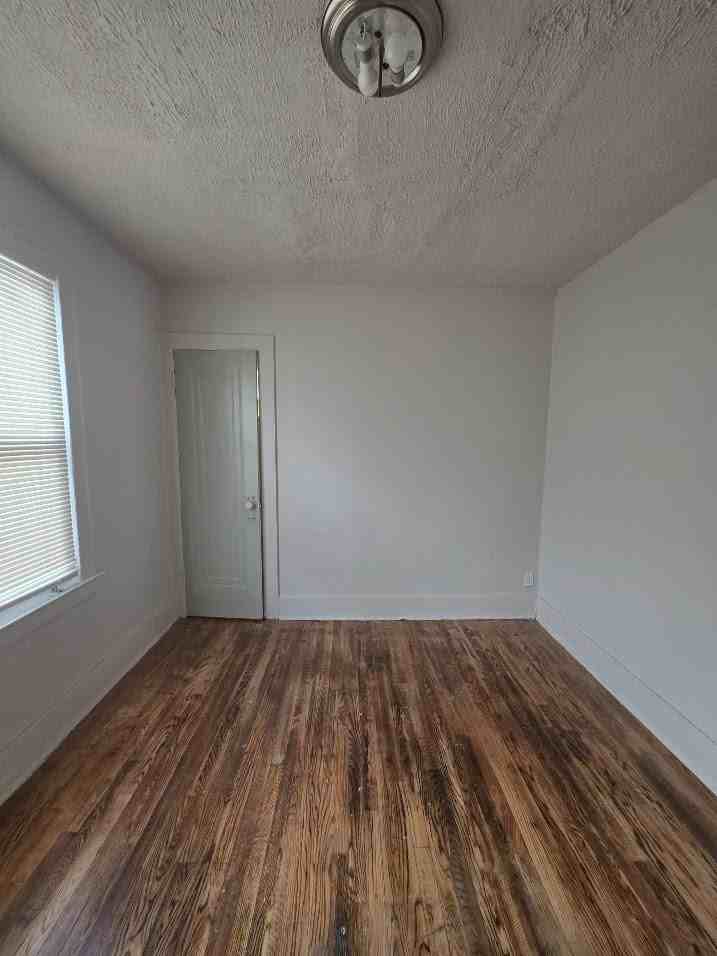 5276 Maryland Street5276 Maryland #1 - Photo 7 of 15