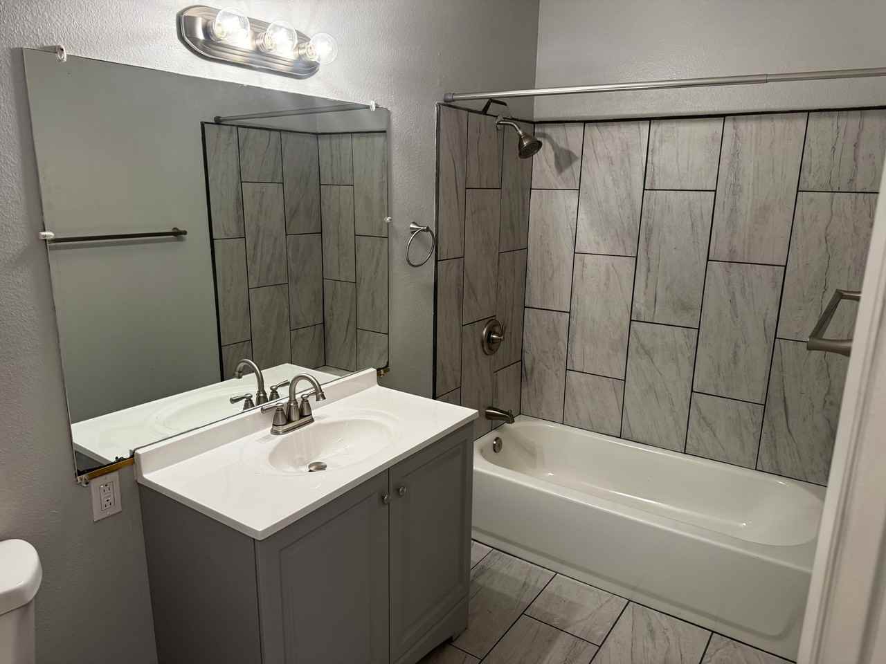 18938 Live Oak St #1 - Photo 5 of 16