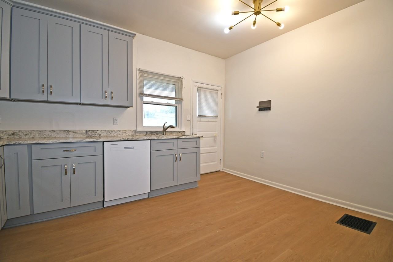 111 Ramsey Avenue - 1First Floor #1 - Photo 2 of 10