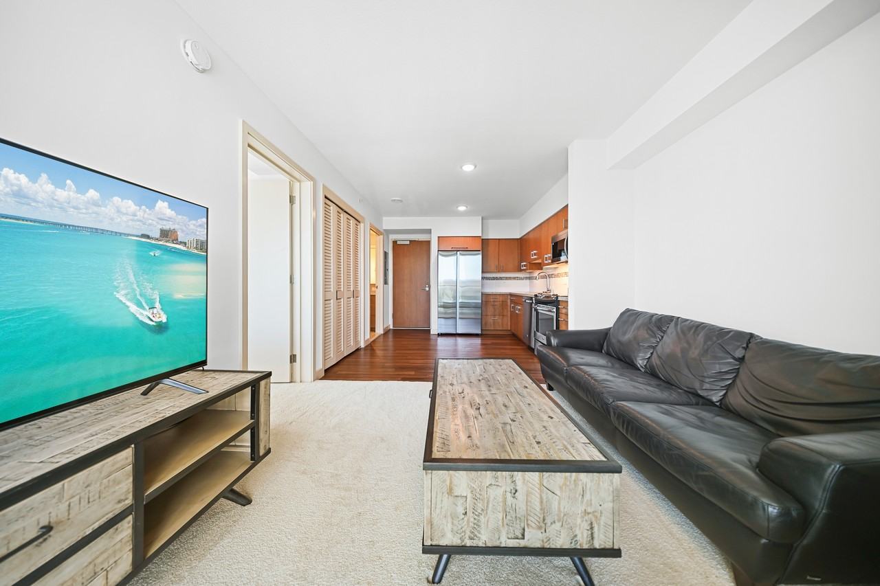 555 South Street - 11111 #1 - Photo 3 of 21