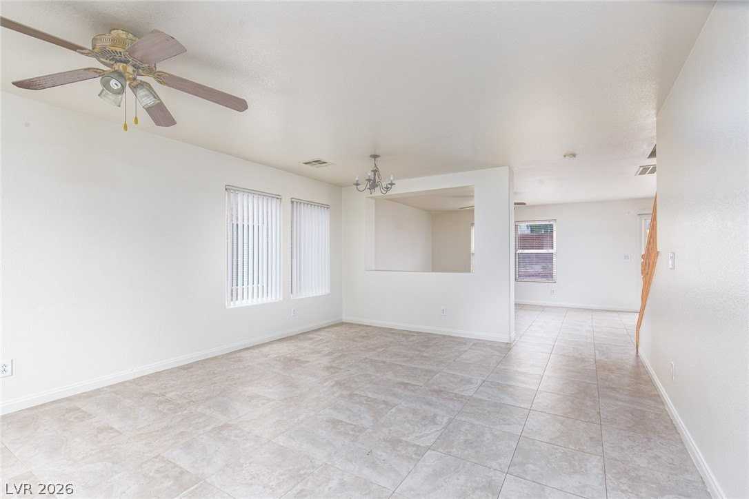 275 Calvino Ave - Photo 5 of 36