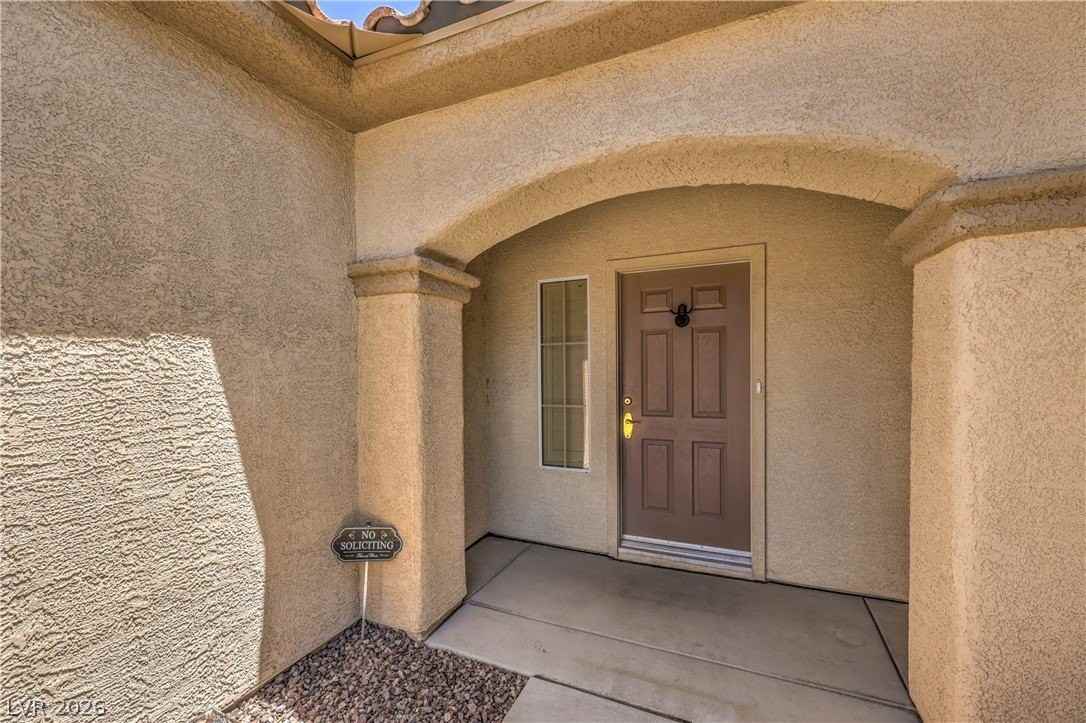 1652 Rockcrest Hills Ave - Photo 3 of 43