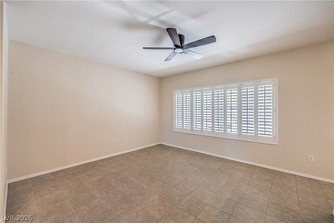 1652 Rockcrest Hills Ave - Photo 5 of 43