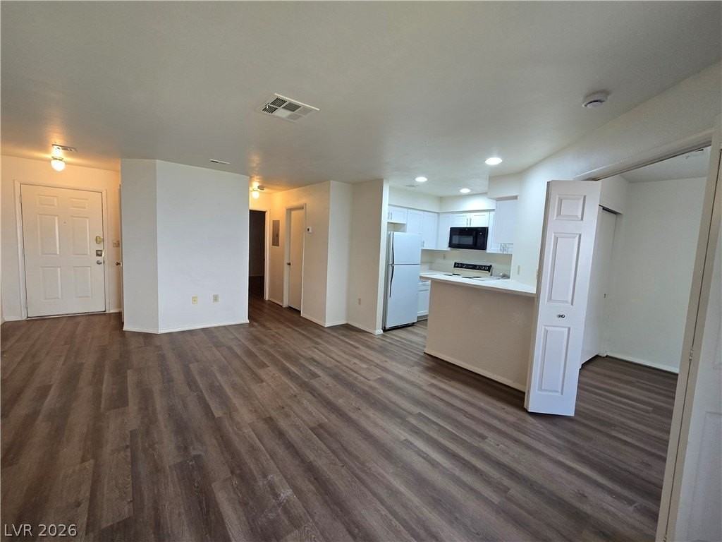 2180 Pinetop Ln #106 - Photo 7 of 18