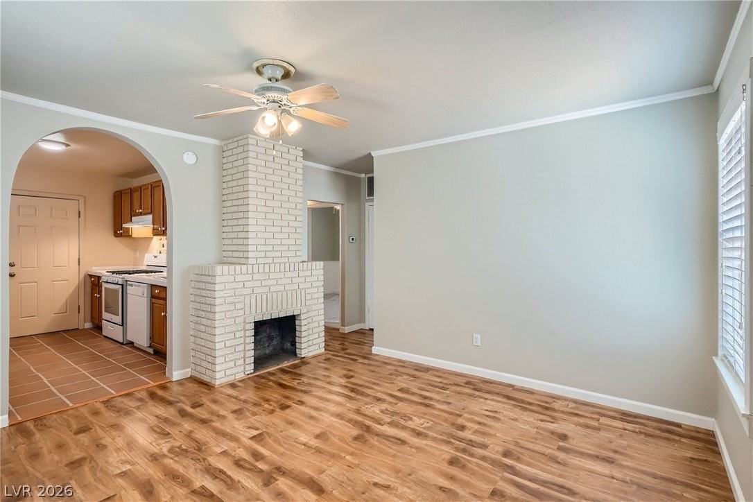 1933 Allen Ave - Photo 4 of 10