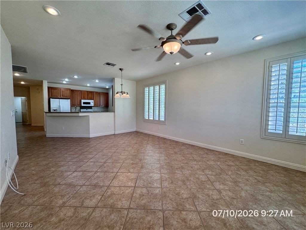 5193 Pensier St - Photo 4 of 50