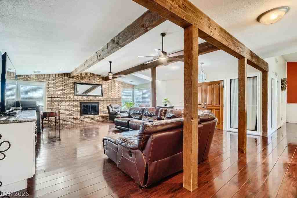 5945 N El Capitan Way - Photo 7 of 50