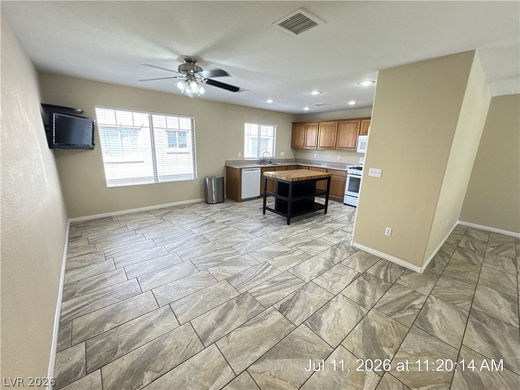 316 Fountain Crossing Ln - Photo 7 of 45