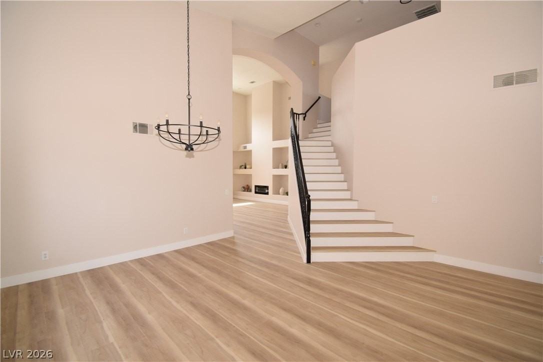 3059 Evening Wind St - Photo 5 of 38