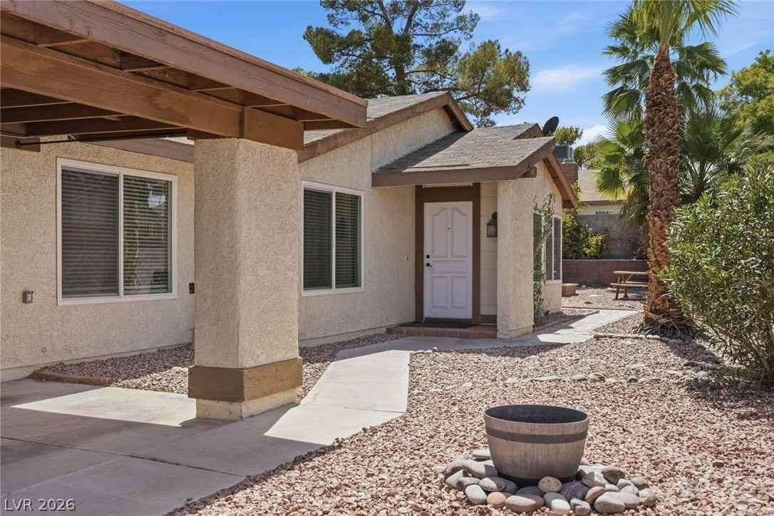 3971 Spring Leaf Dr - Photo 2 of 48