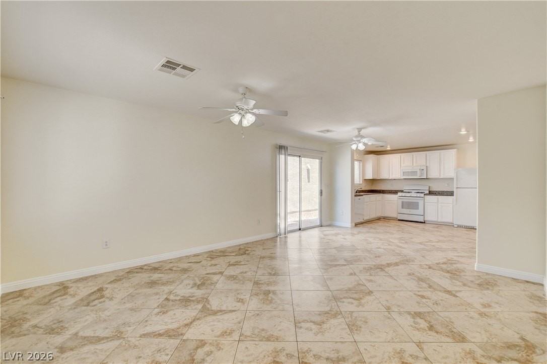 4208 Perfect Drift St - Photo 5 of 50