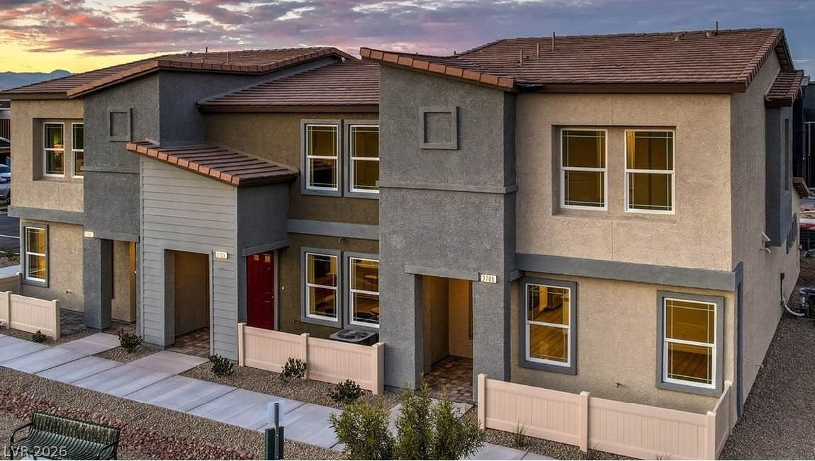 1912 Alouette Vista St - Photo 2 of 47
