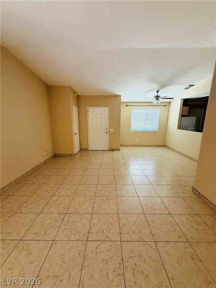 3690 Pahrump Valley Blvd - Photo 3 of 17
