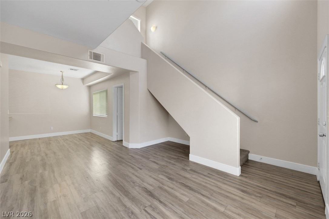 488 Parrot Beak St - Photo 2 of 19