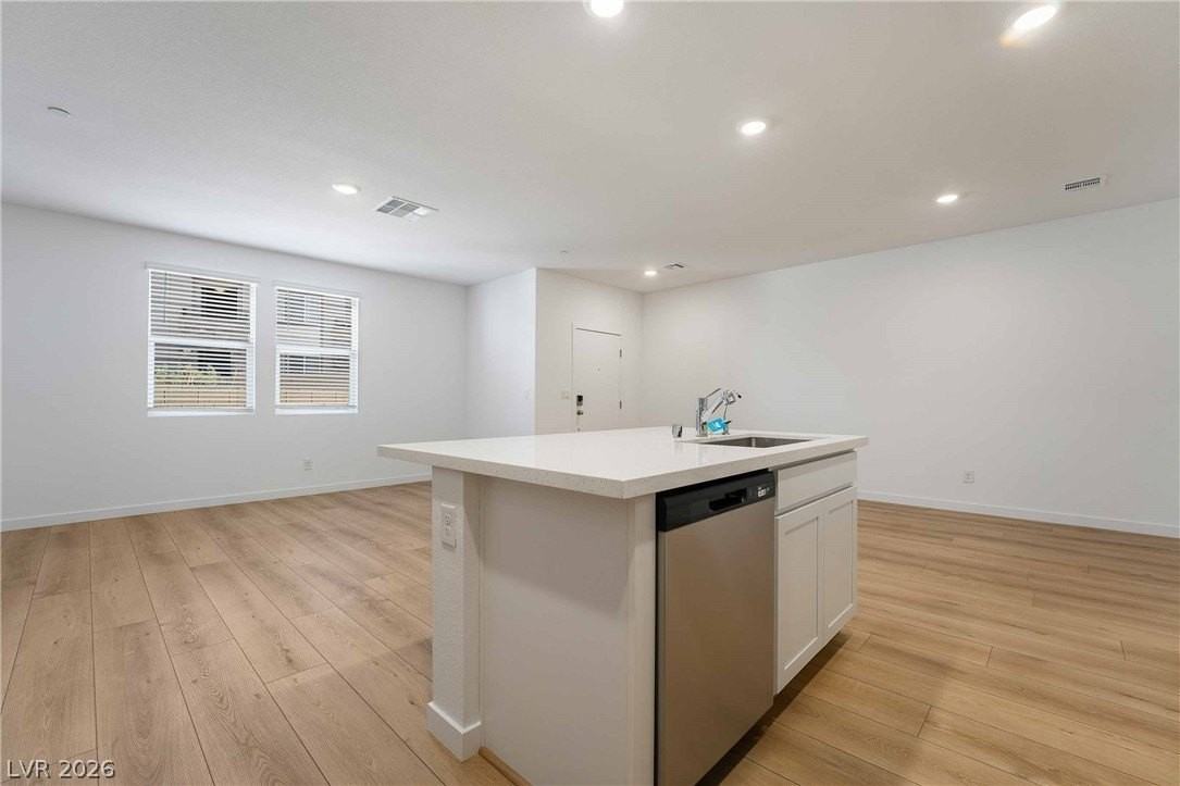 2558 Venetia Pointe St - Photo 7 of 23